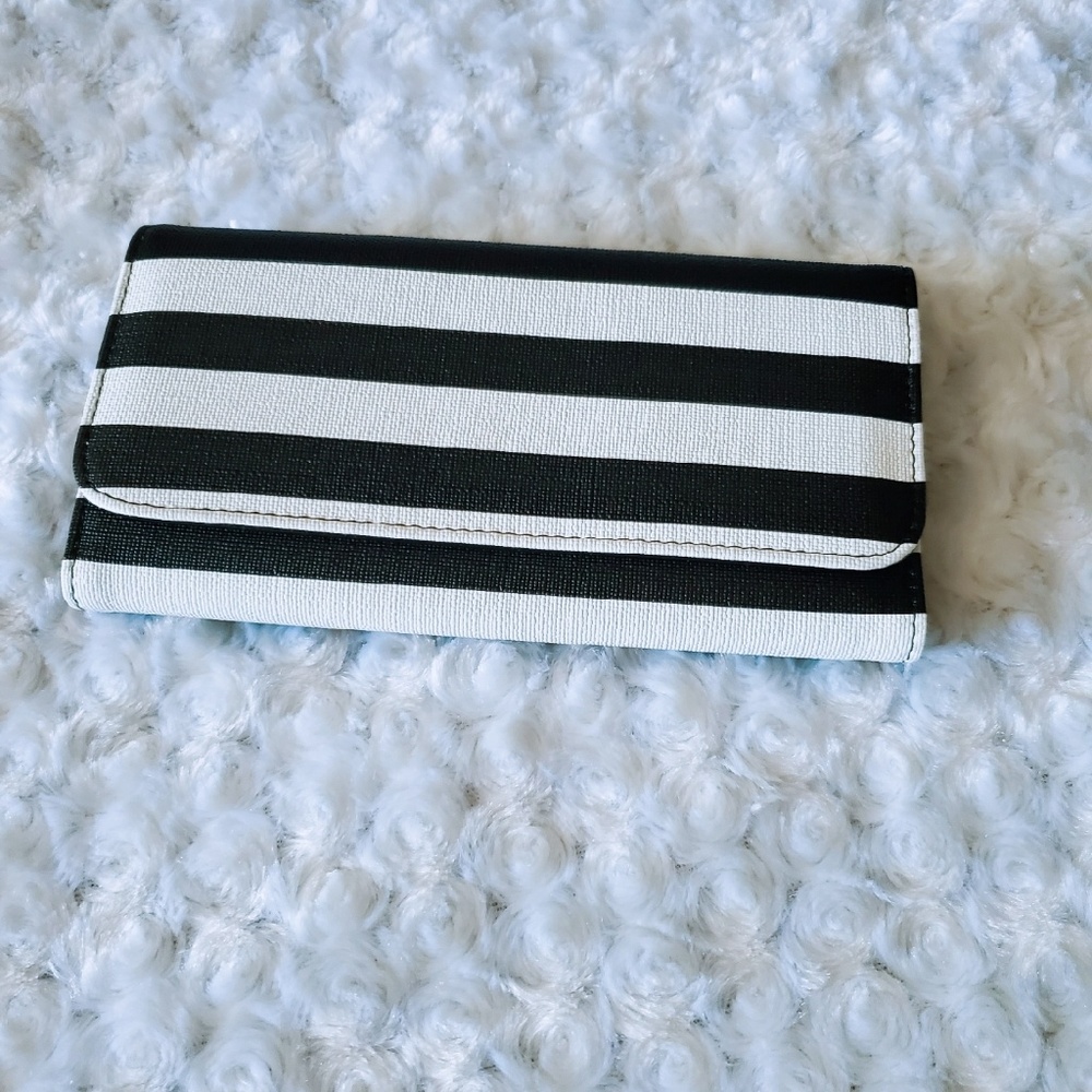 KUT from the Kloth Wallet